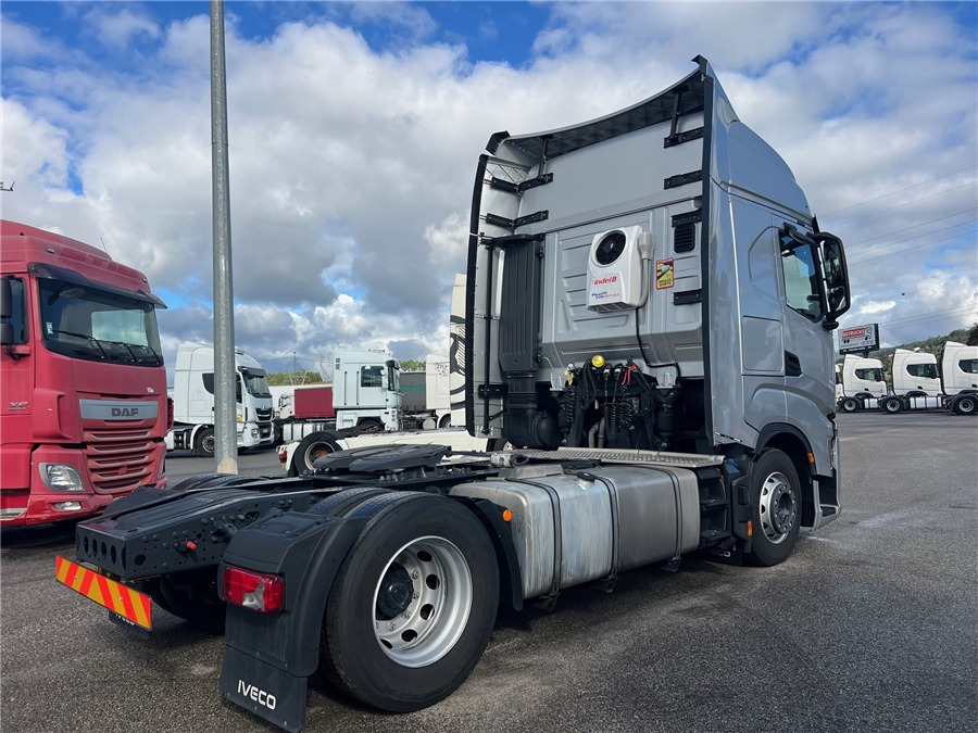 Iveco S-WAY 500 - 牵引车:图4 Iveco S-WAY 500 - 牵引车:图4