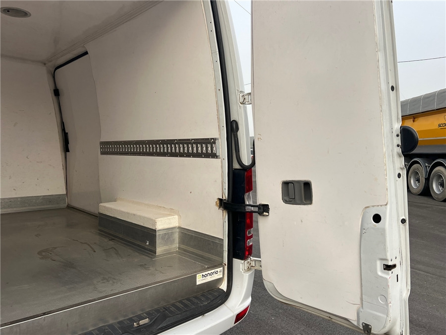 无侧窗厢式货车 MERCEDES-BENZ SPRINTER 315CDI：图9