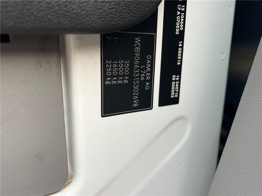 无侧窗厢式货车 MERCEDES-BENZ SPRINTER 315CDI：图20