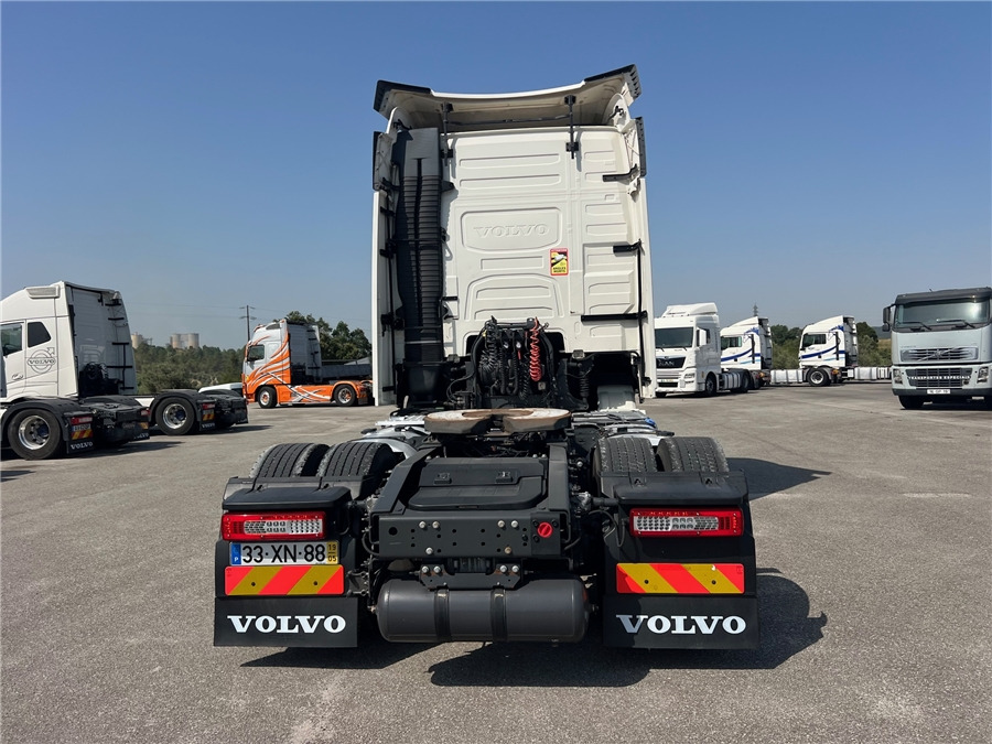 Volvo FH 460 RETARDER/AIRPARKOLL - 牵引车:图5 Volvo FH 460 RETARDER/AIRPARKOLL - 牵引车:图5