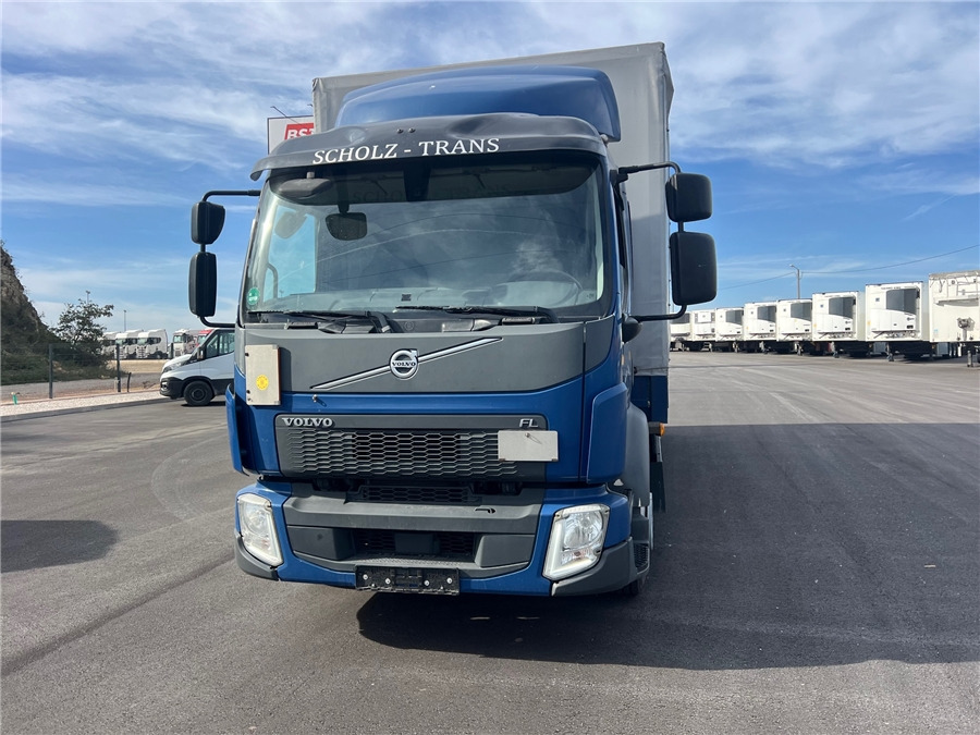 Volvo FL - 侧帘卡车:图2 Volvo FL - 侧帘卡车:图2