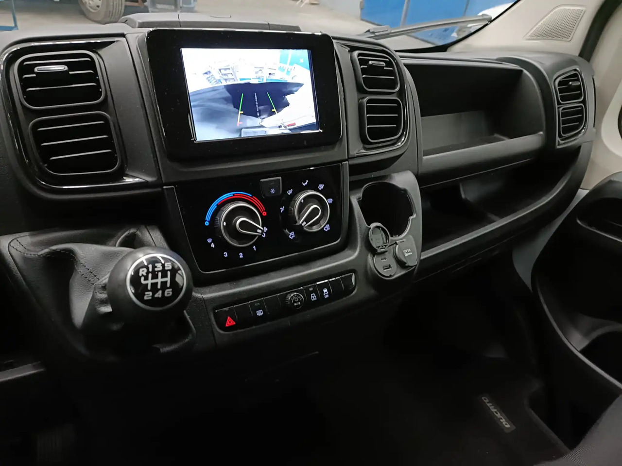 FIAT DUCATO 35 L3H2 - 无侧窗厢式货车:图3 FIAT DUCATO 35 L3H2 - 无侧窗厢式货车:图3