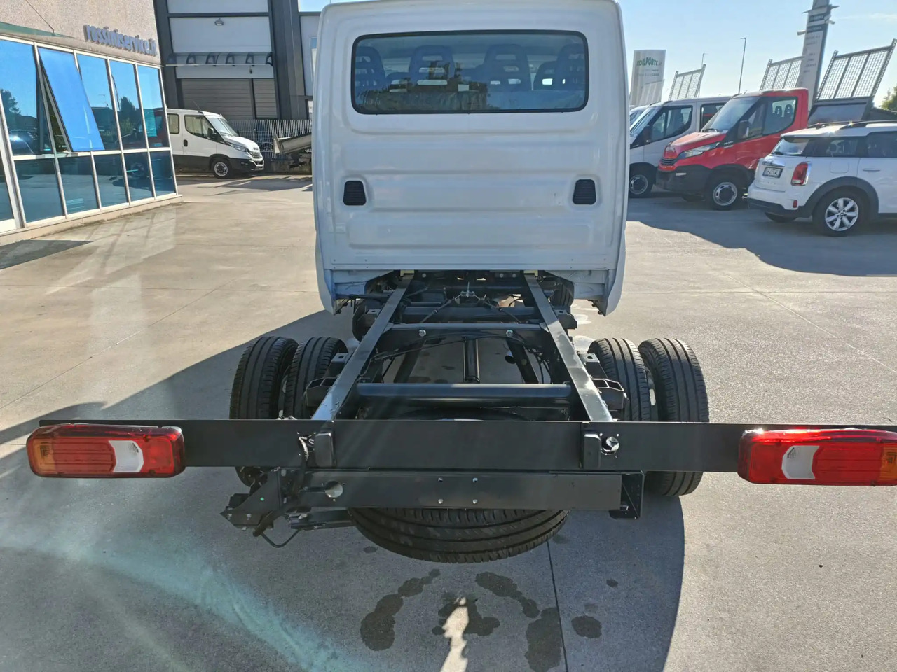 IVECO DAILY 35C16 DOPPIA CABINA 7 POSTI - 小型货车:图3 IVECO DAILY 35C16 DOPPIA CABINA 7 POSTI - 小型货车:图3