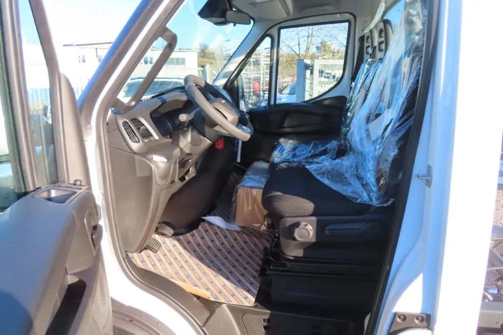 IVECO DAILY 72C18 - 小型货车:图4 IVECO DAILY 72C18 - 小型货车:图4
