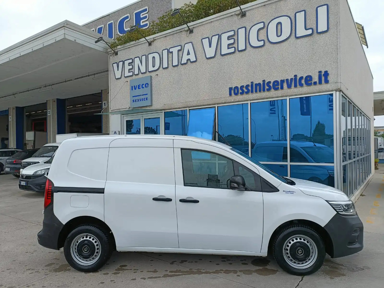 RENAULT KANGOO EV45 – 100% ELETTRICO - 无侧窗厢式货车, 电动小型货车:图1 RENAULT KANGOO EV45 – 100% ELETTRICO - 无侧窗厢式货车, 电动小型货车:图1
