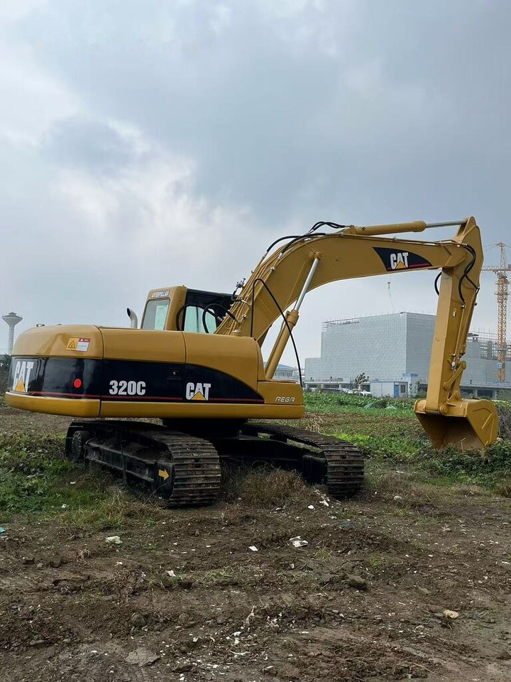 Caterpillar 320C - 履带式挖掘机:图1 Caterpillar 320C - 履带式挖掘机:图1