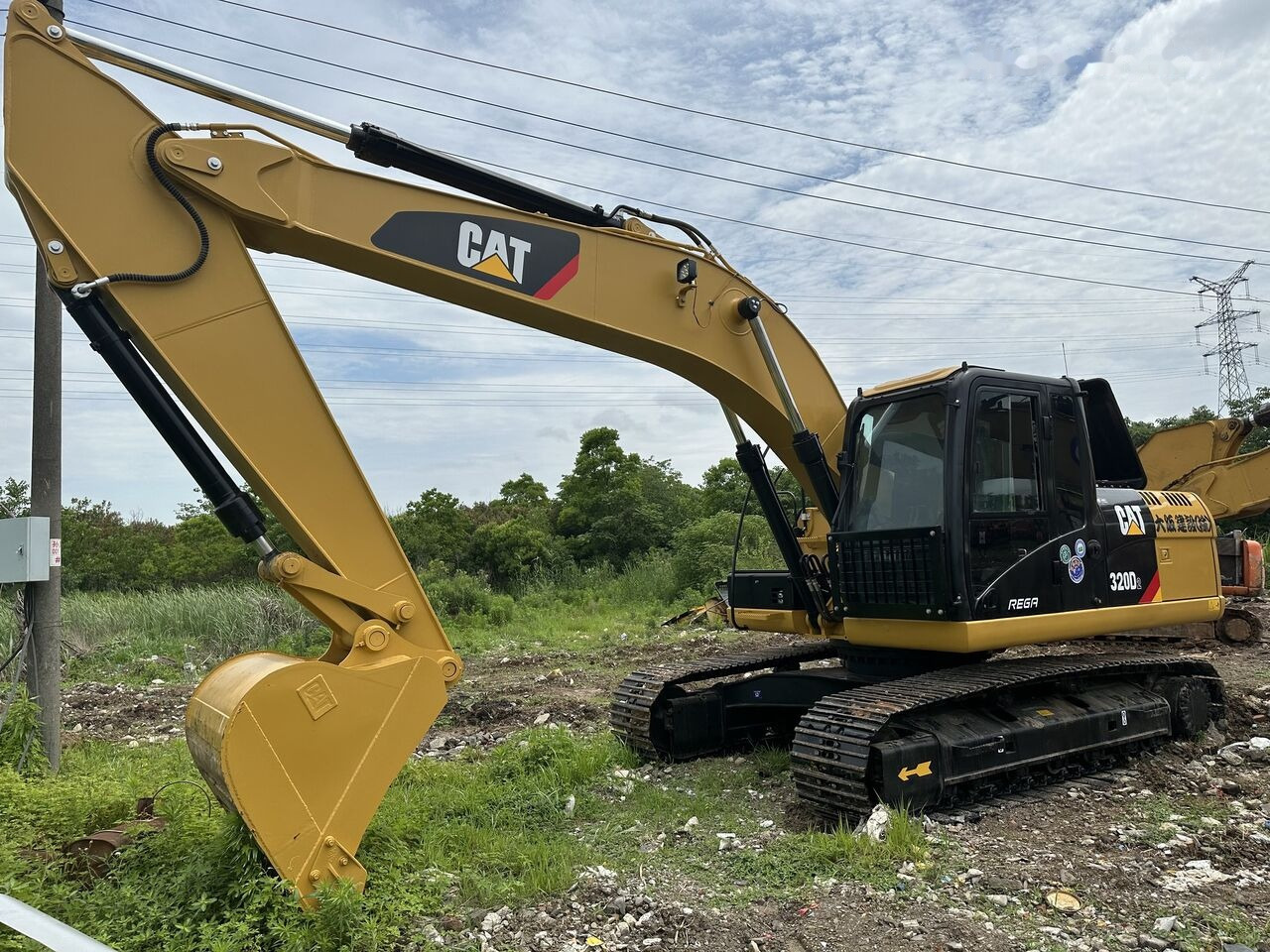 Caterpillar 320D2 - 履带式挖掘机:图5 Caterpillar 320D2 - 履带式挖掘机:图5