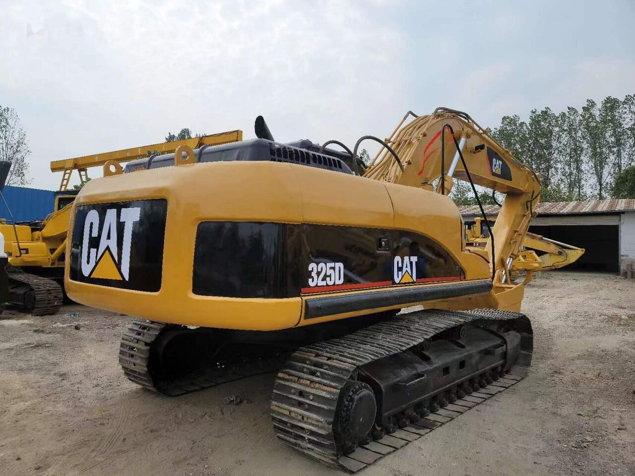 Caterpillar 325D - 履带式挖掘机:图2 Caterpillar 325D - 履带式挖掘机:图2