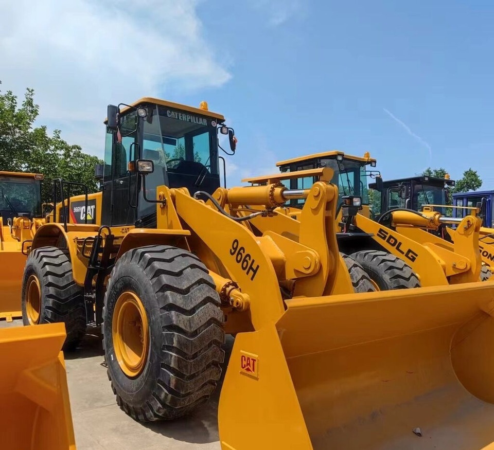 Caterpillar 966H - 轮式装载机:图2 Caterpillar 966H - 轮式装载机:图2