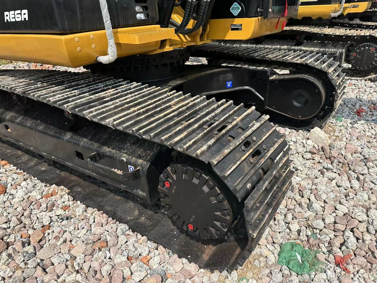 Caterpillar CAT 320D - 履带式挖掘机:图4 Caterpillar CAT 320D - 履带式挖掘机:图4