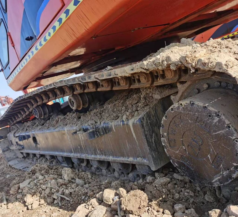 Doosan DH220LC-7 - 履带式挖掘机:图3 Doosan DH220LC-7 - 履带式挖掘机:图3