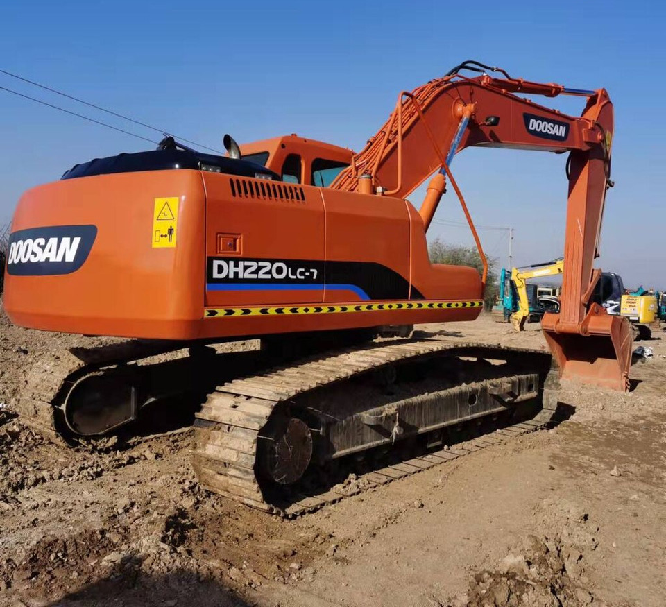 Doosan DH220LC-7 - 履带式挖掘机:图4 Doosan DH220LC-7 - 履带式挖掘机:图4