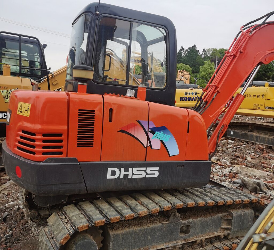 Doosan DH55 - 履带式挖掘机:图5 Doosan DH55 - 履带式挖掘机:图5