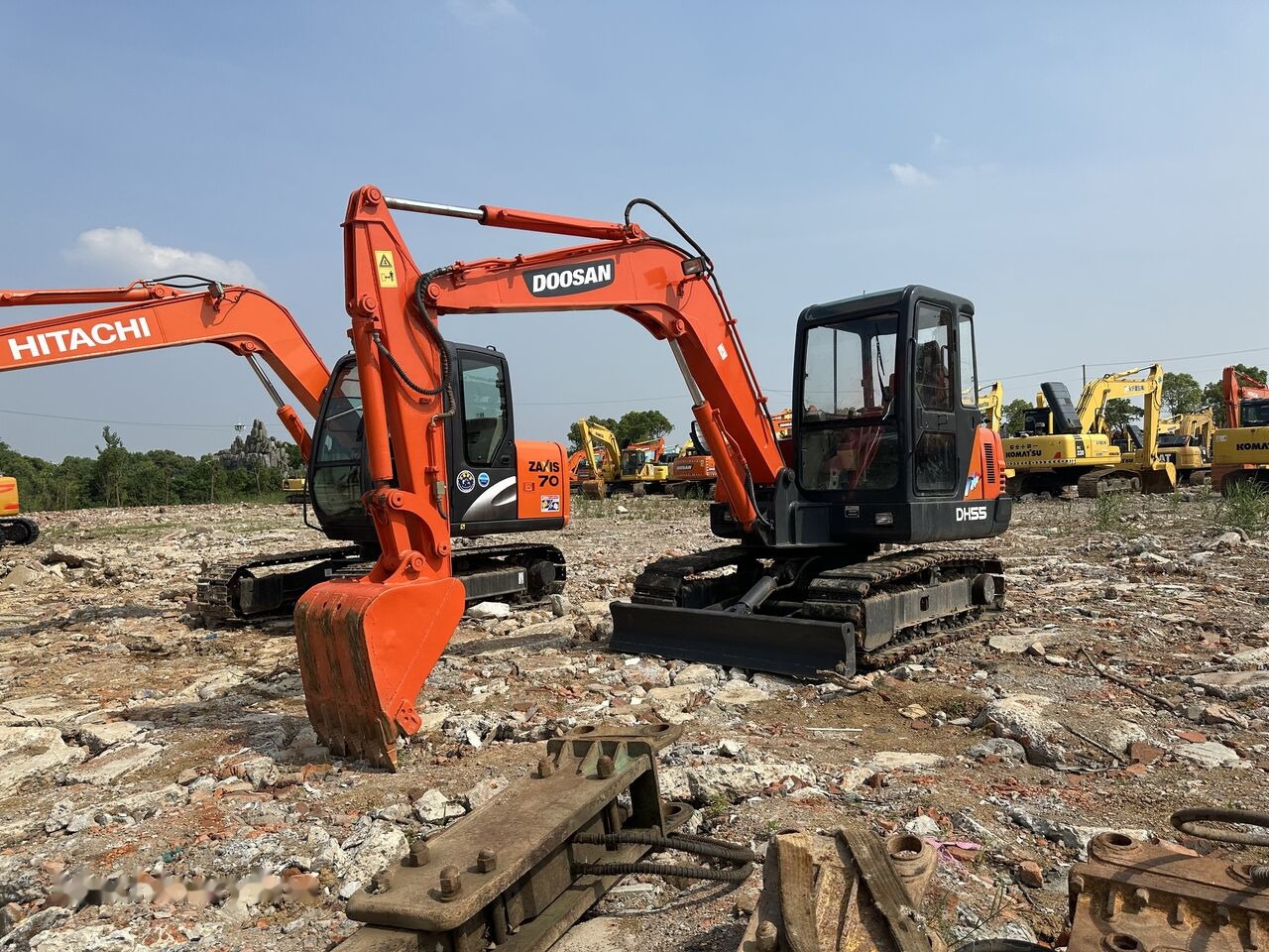 Doosan DH55 - 履带式挖掘机:图5 Doosan DH55 - 履带式挖掘机:图5