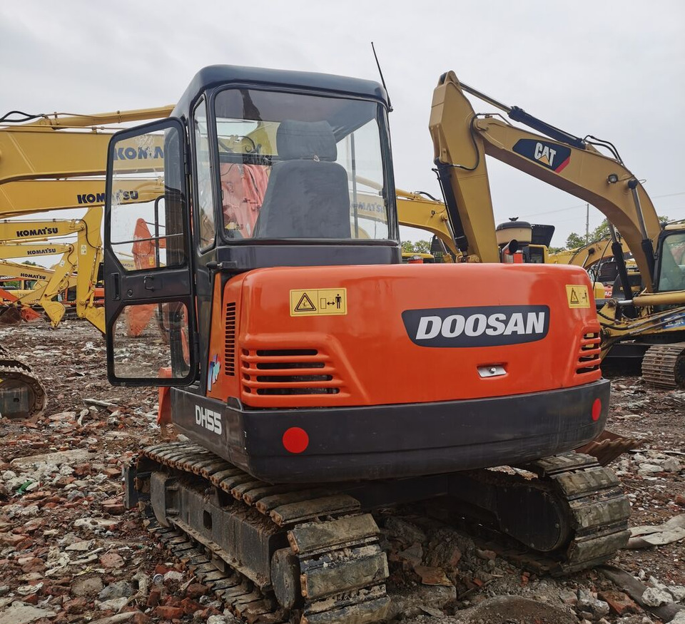 Doosan DH55 - 履带式挖掘机:图2 Doosan DH55 - 履带式挖掘机:图2
