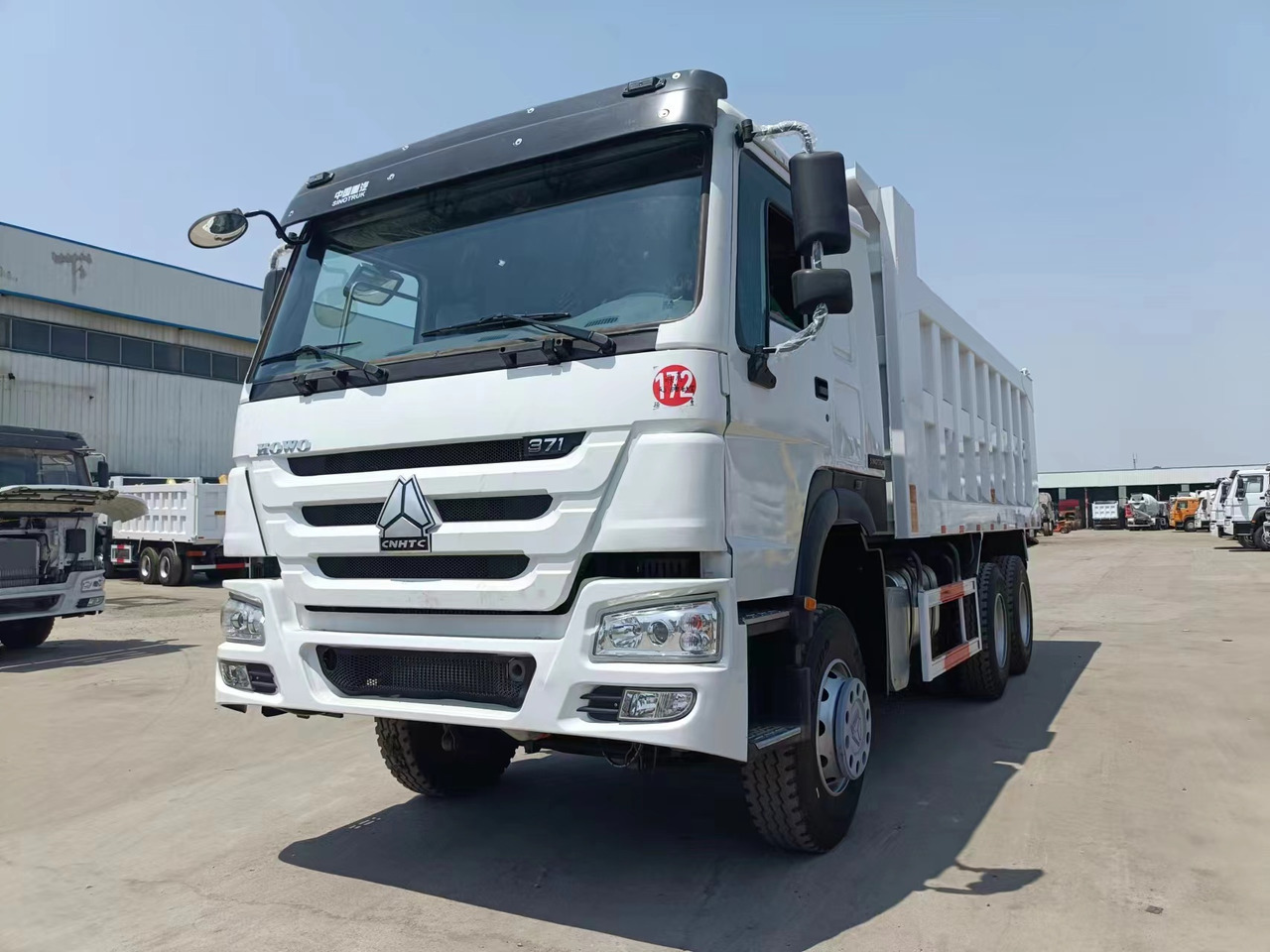 HOWO 371 6X4 - 翻斗车:图2 HOWO 371 6X4 - 翻斗车:图2