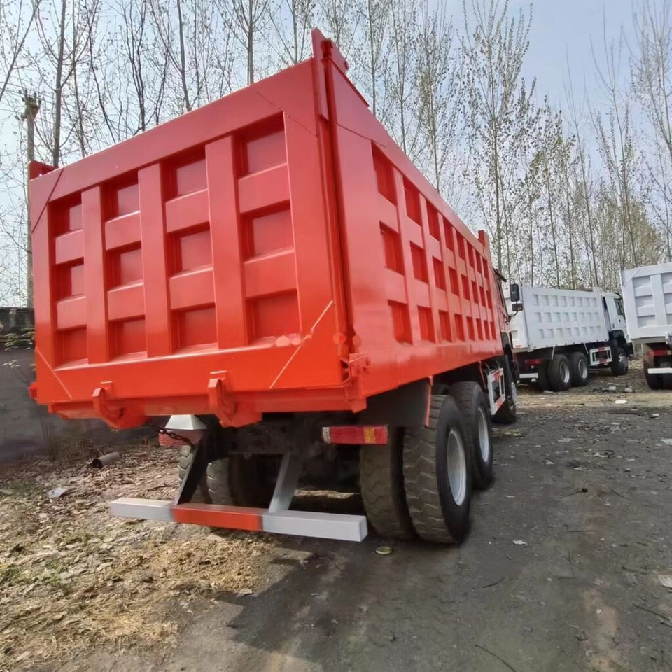 Howo 371 - 翻斗车:图1 Howo 371 - 翻斗车:图1