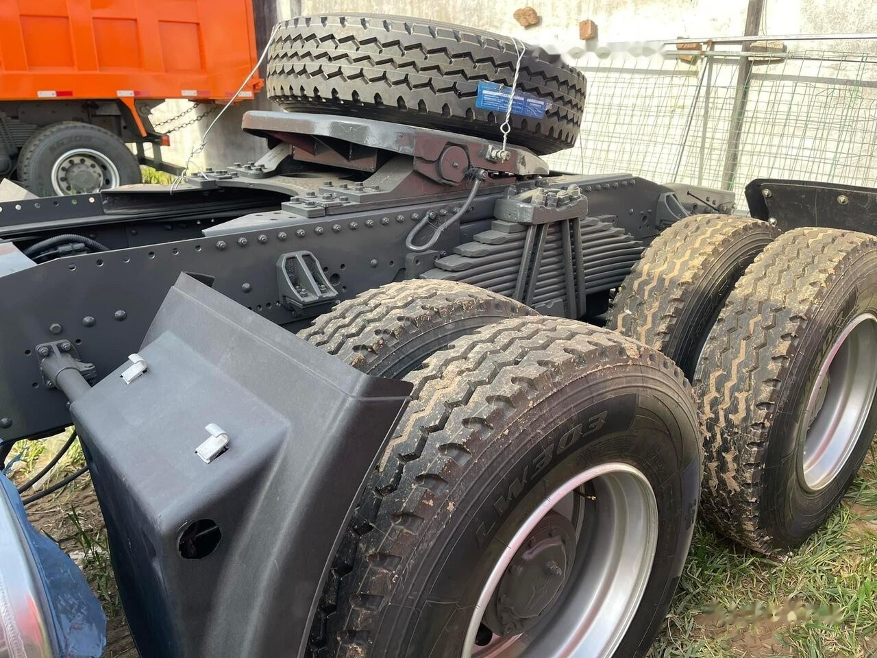 Howo 371 - 牵引车:图5 Howo 371 - 牵引车:图5