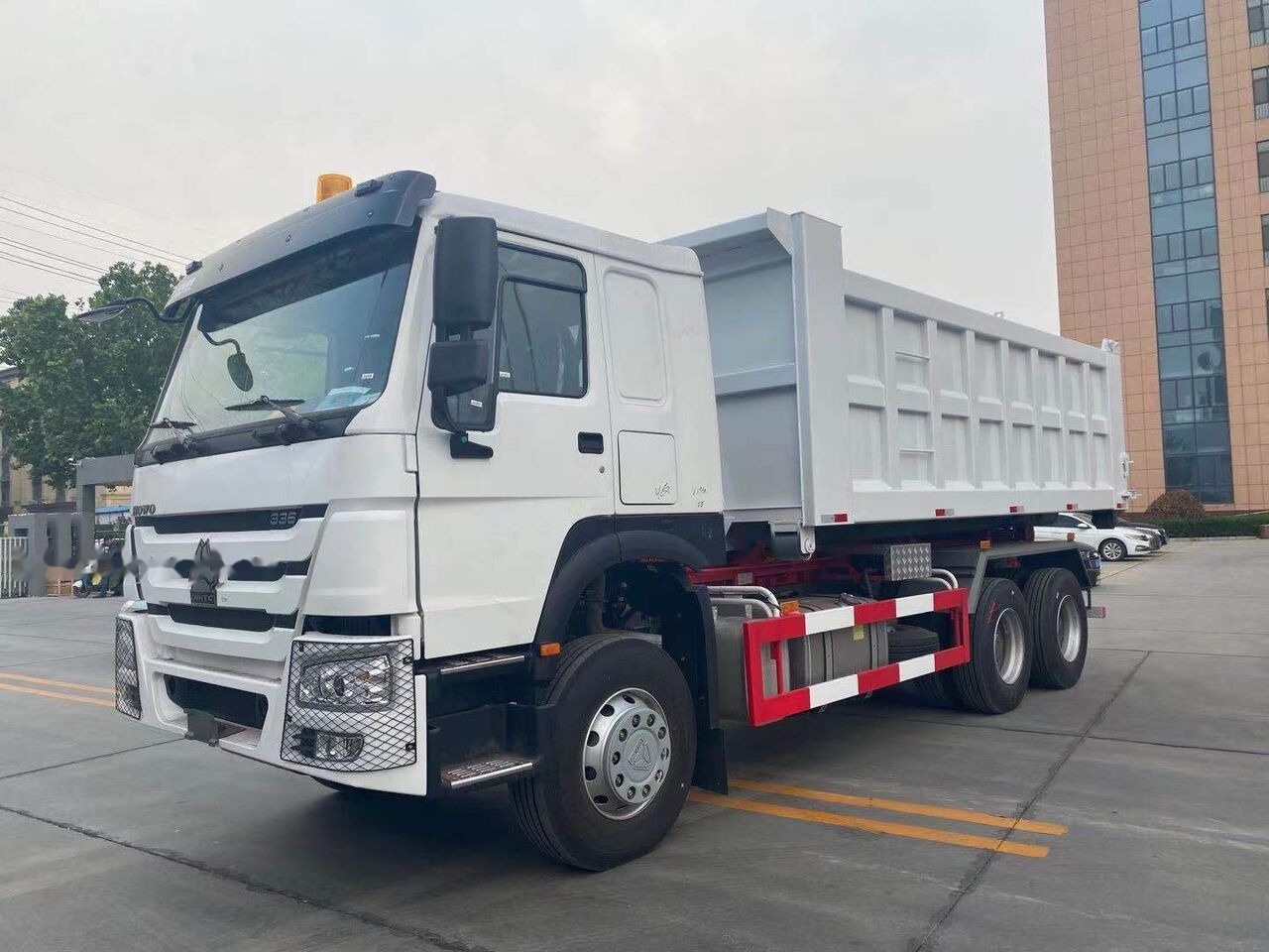 Howo 371 - 翻斗车:图5 Howo 371 - 翻斗车:图5