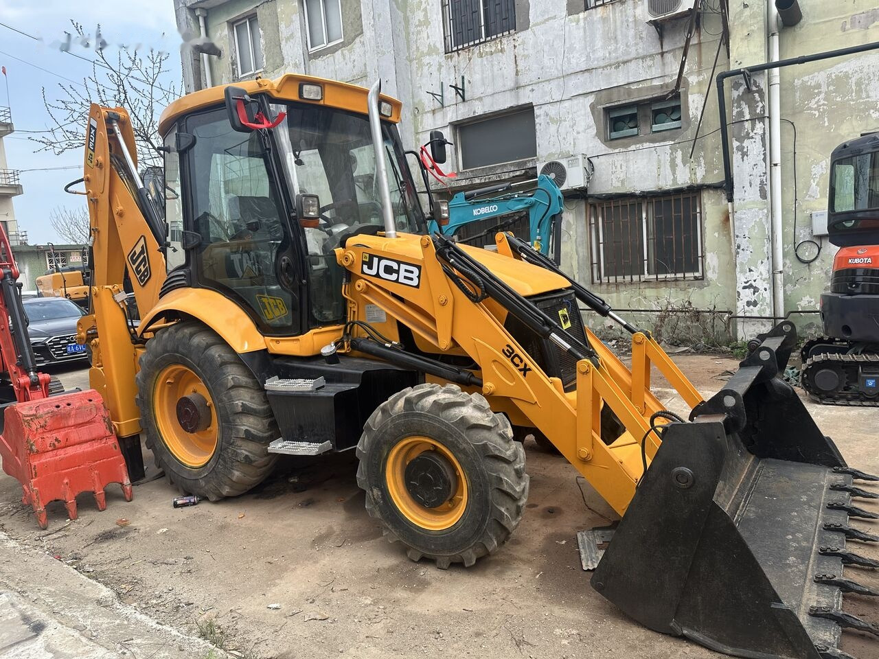 JCB 3CX - 反铲装载机:图2 JCB 3CX - 反铲装载机:图2