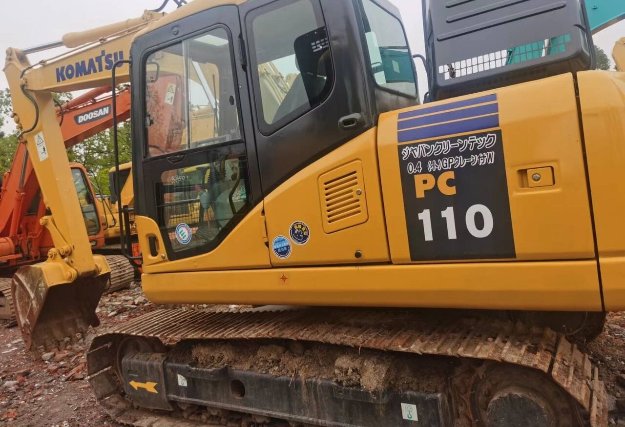 Komatsu PC110 - 履带式挖掘机:图1 Komatsu PC110 - 履带式挖掘机:图1