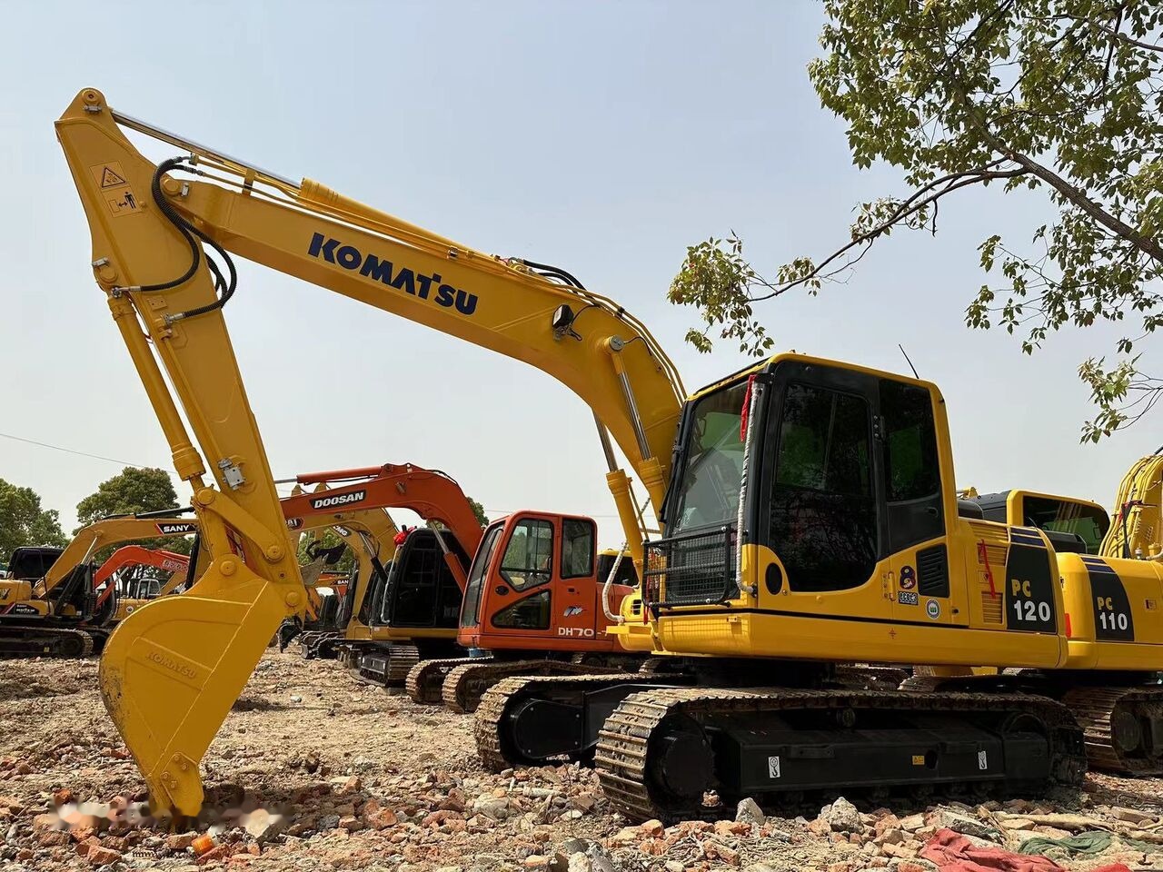 Komatsu PC120-8 - 履带式挖掘机:图5 Komatsu PC120-8 - 履带式挖掘机:图5