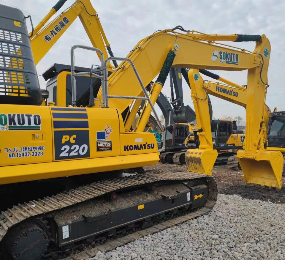 Komatsu PC220-8 - 履带式挖掘机:图4 Komatsu PC220-8 - 履带式挖掘机:图4