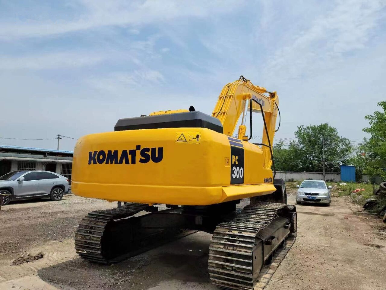 Komatsu PC300-7 - 履带式挖掘机:图4 Komatsu PC300-7 - 履带式挖掘机:图4