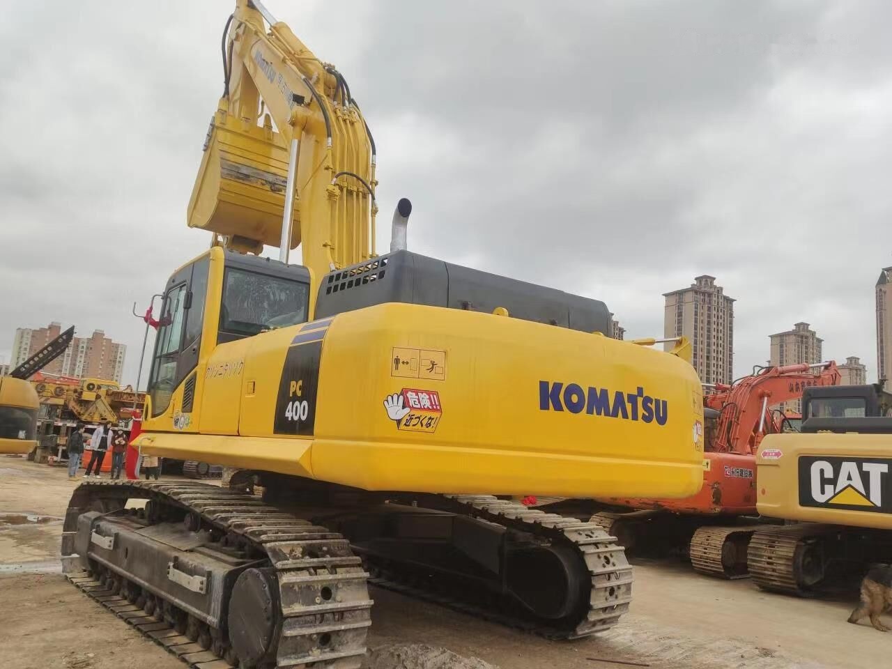 Komatsu PC400-8 - 履带式挖掘机:图5 Komatsu PC400-8 - 履带式挖掘机:图5