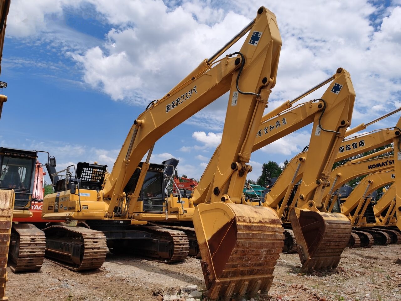 Komatsu PC450-8 - 履带式挖掘机:图3 Komatsu PC450-8 - 履带式挖掘机:图3