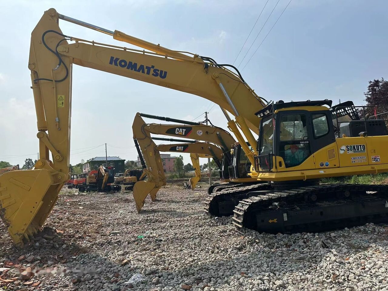 Komatsu PC450 - 履带式挖掘机:图1 Komatsu PC450 - 履带式挖掘机:图1