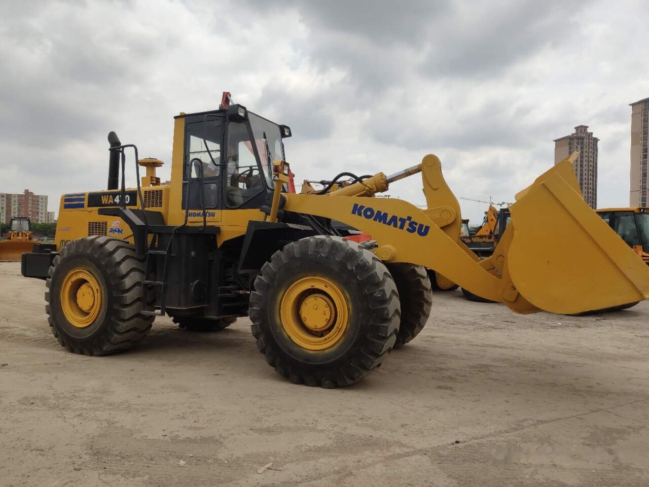 Komatsu WA470 - 轮式装载机:图5 Komatsu WA470 - 轮式装载机:图5
