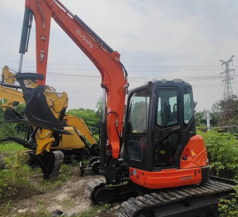 Kubota KX155 - 小型挖掘机:图3 Kubota KX155 - 小型挖掘机:图3