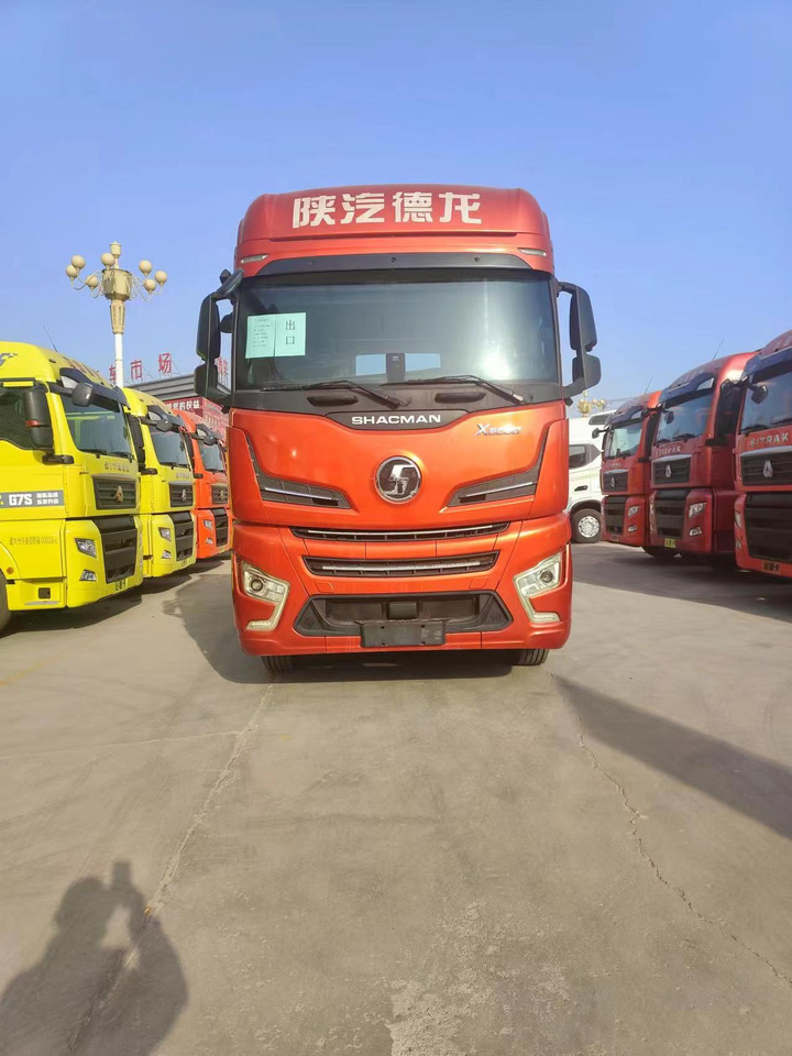SHACMAN X6000 - 牵引车:图2 SHACMAN X6000 - 牵引车:图2