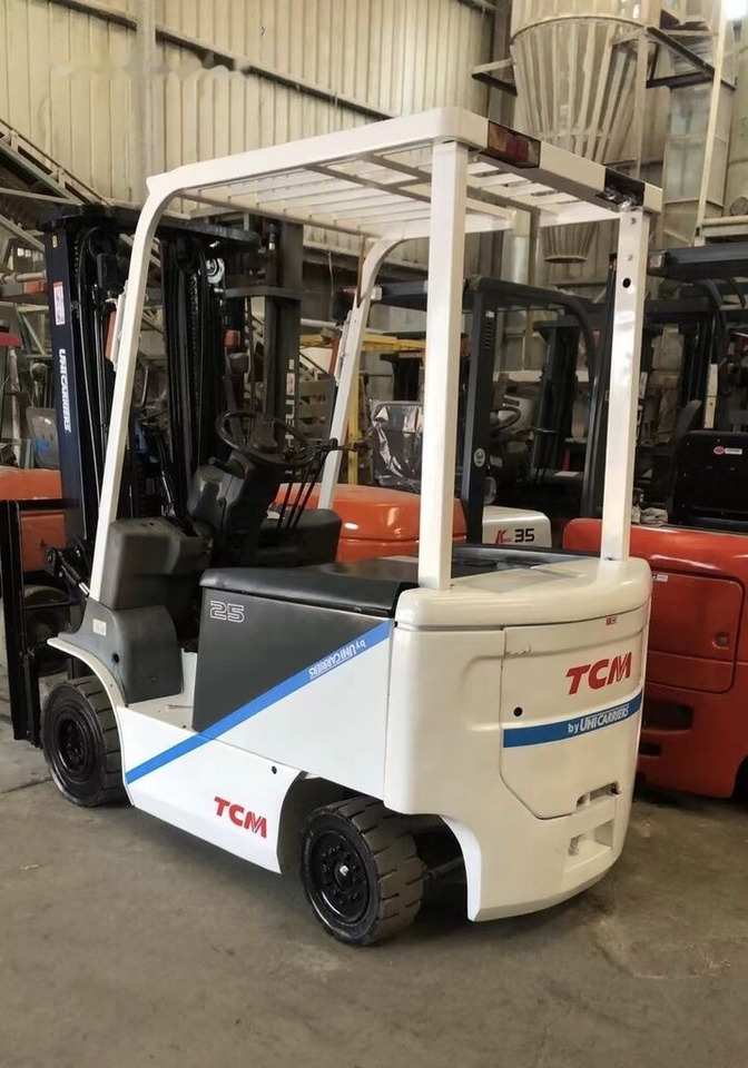 TCM FD25-7 - 电动叉车:图3 TCM FD25-7 - 电动叉车:图3