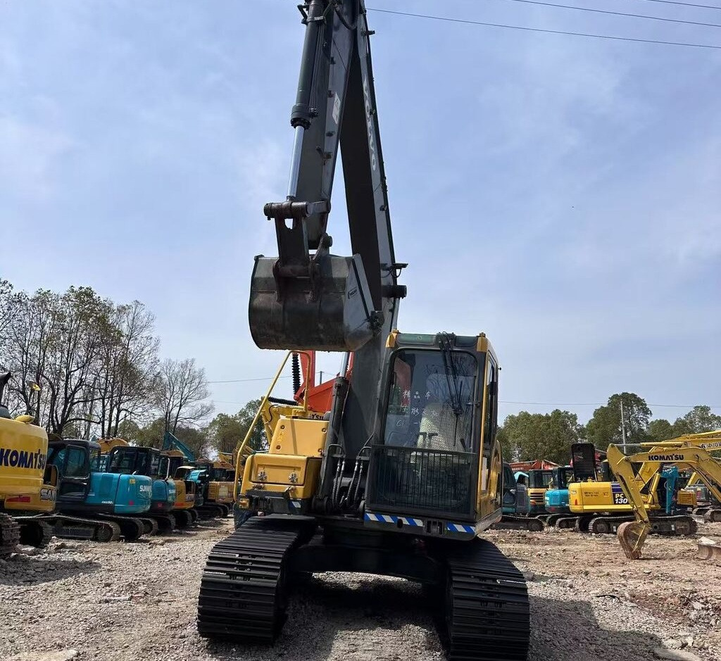 Volvo EC140D - 履带式挖掘机:图2 Volvo EC140D - 履带式挖掘机:图2