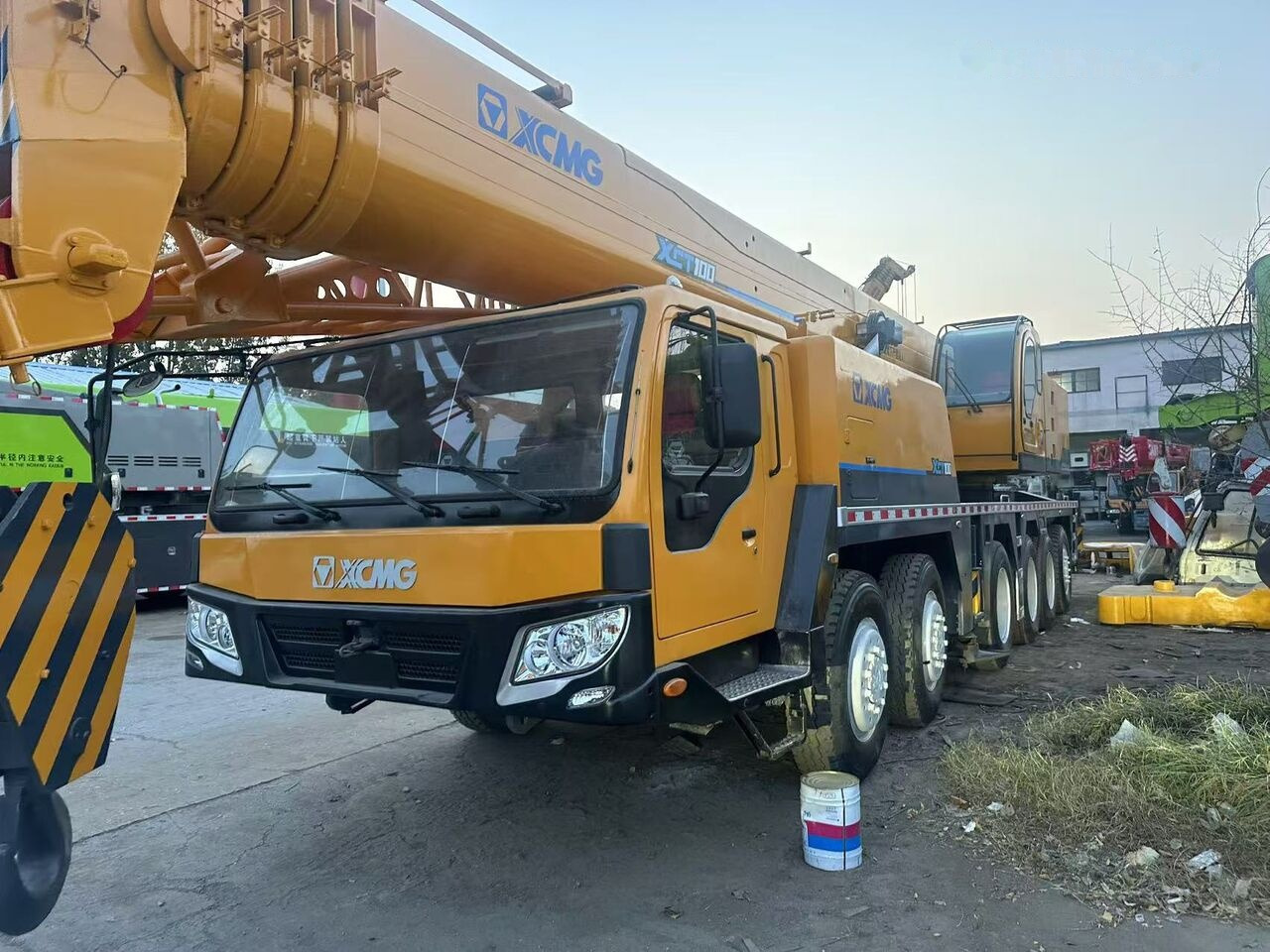 XCMG XCT100 - 移动式起重机:图2 XCMG XCT100 - 移动式起重机:图2
