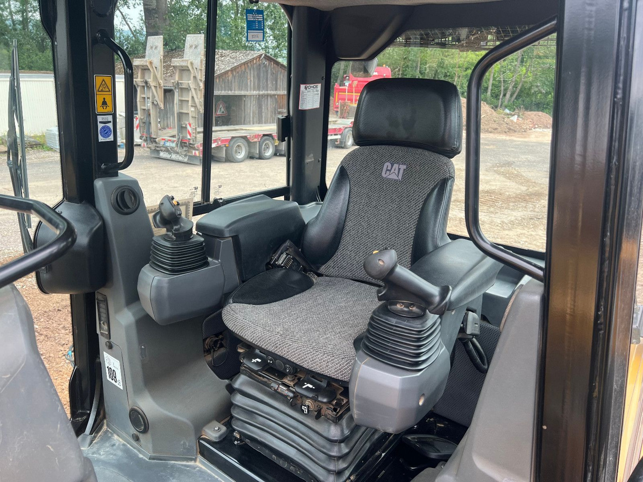 CAT D 6K XL mit Aufreisser u. Trimble - 推土机:图4 CAT D 6K XL mit Aufreisser u. Trimble - 推土机:图4