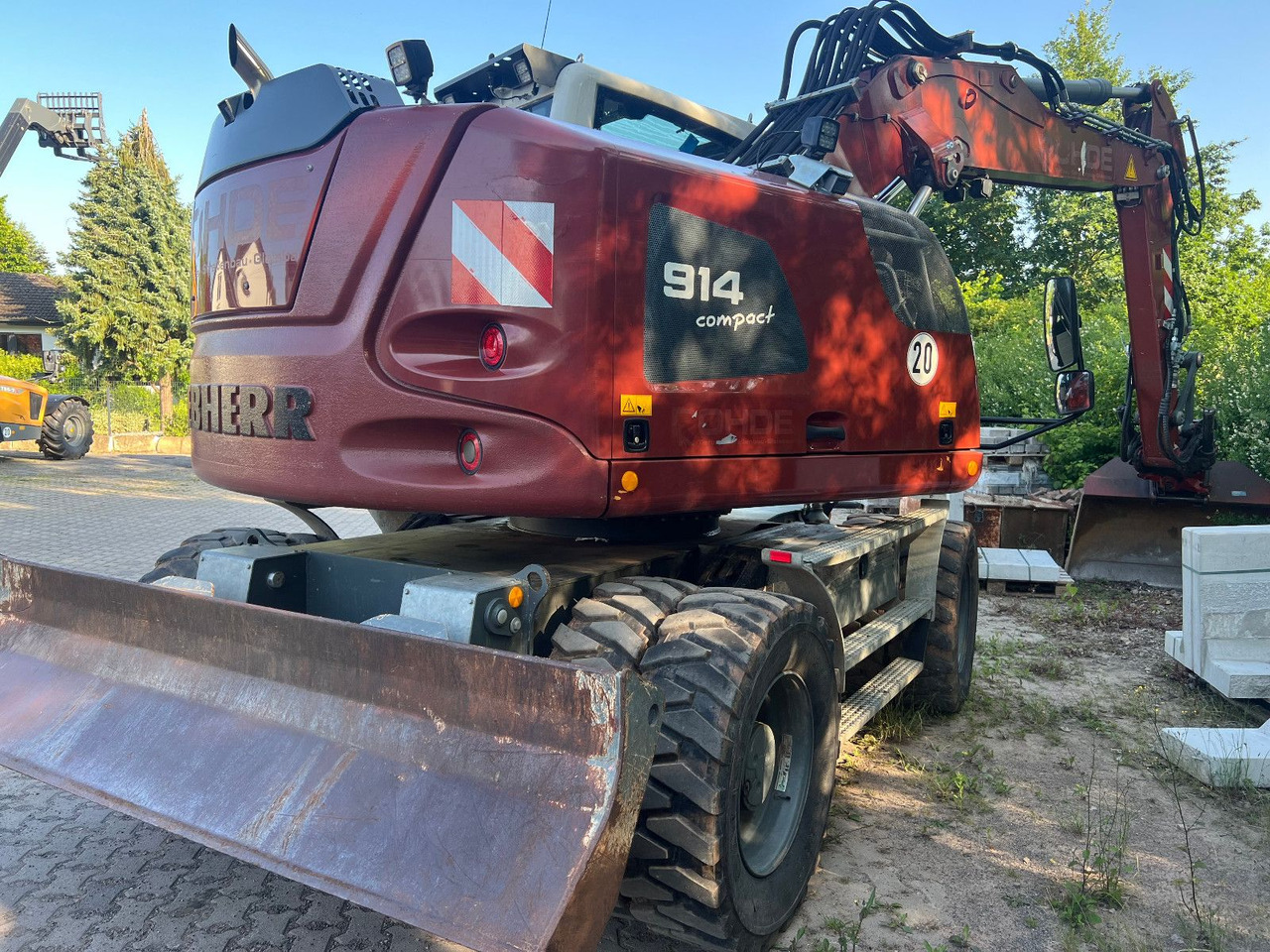 Liebherr A 914 Comp. Tilt Rotator OQ - 轮式挖掘机:图1 Liebherr A 914 Comp. Tilt Rotator OQ - 轮式挖掘机:图1