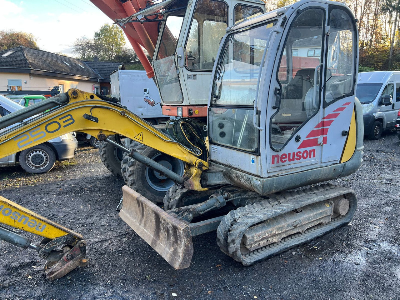 Neuson 2503 RDV - 小型挖掘机:图2 Neuson 2503 RDV - 小型挖掘机:图2