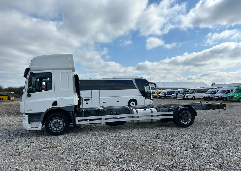 DAF CF75.310 - 驾驶室底盘卡车:图5 DAF CF75.310 - 驾驶室底盘卡车:图5