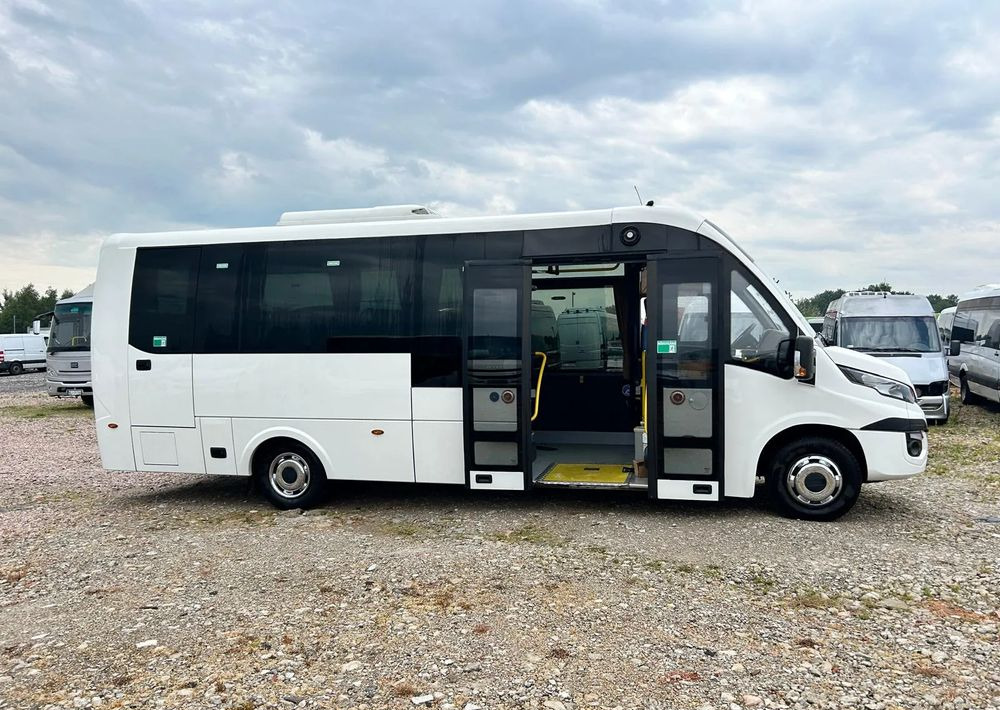 Iveco Daily Rosero City - 小型巴士, 小型客车:图3 Iveco Daily Rosero City - 小型巴士, 小型客车:图3