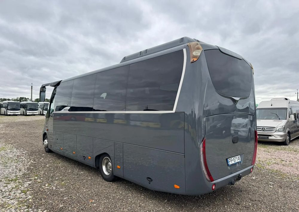 Iveco Daily - 小型巴士, 小型客车:图4 Iveco Daily - 小型巴士, 小型客车:图4