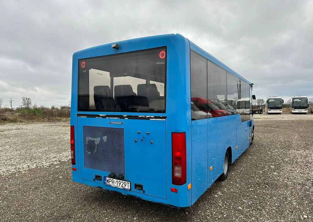 Mercedes-Benz Sprinter 516 - 小型巴士, 小型客车:图4 Mercedes-Benz Sprinter 516 - 小型巴士, 小型客车:图4