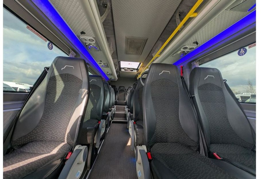 小型巴士, 小型客车 Volkswagen Crafter：图15