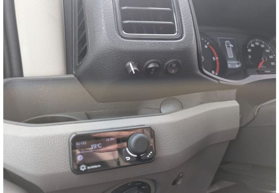 小型巴士, 小型客车 Volkswagen Crafter：图13