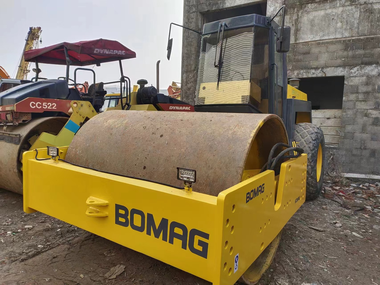 BOMAG BW217D-2 - 压实机:图4 BOMAG BW217D-2 - 压实机:图4