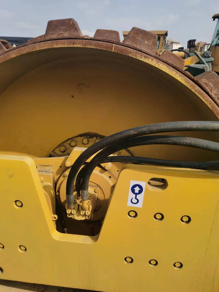 BOMAG BW217D-2 - 压实机:图5 BOMAG BW217D-2 - 压实机:图5