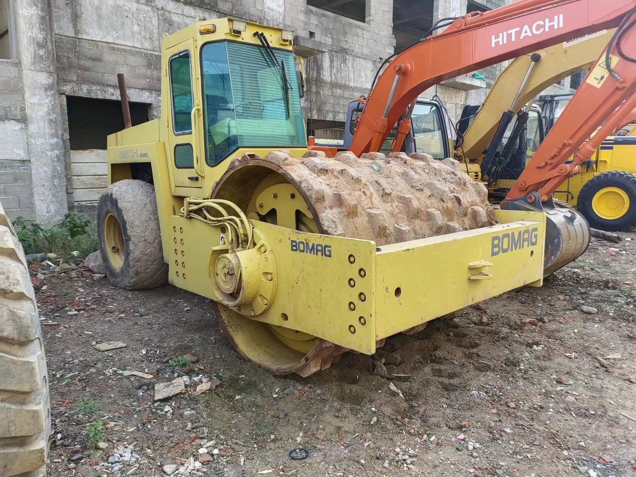 BOMAG BW217D - 压实机:图2 BOMAG BW217D - 压实机:图2