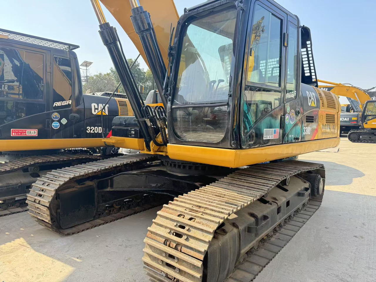 CAT 330D - 履带式挖掘机:图3 CAT 330D - 履带式挖掘机:图3